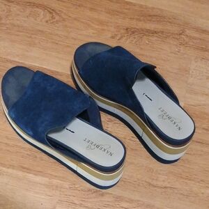 Naked Feet Flow - Navy